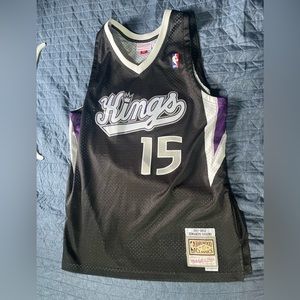 Demarcus Cousins 2011-2012 NBA Kings jersey